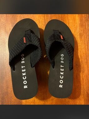 Rocket Dog Platform Flip Flops